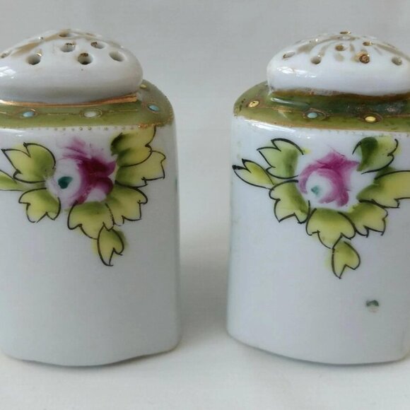 Vintage Ceramic Salt and Pepper Shakers White Gold Handpainted Floral Dining - Picture 4 of 11